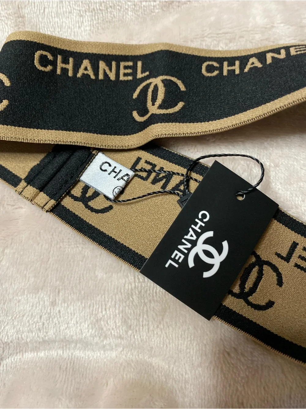 Chanel. chanei headband